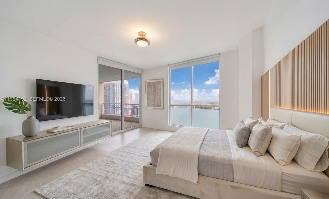 THREE TEQUESTA POINT COND - Residential