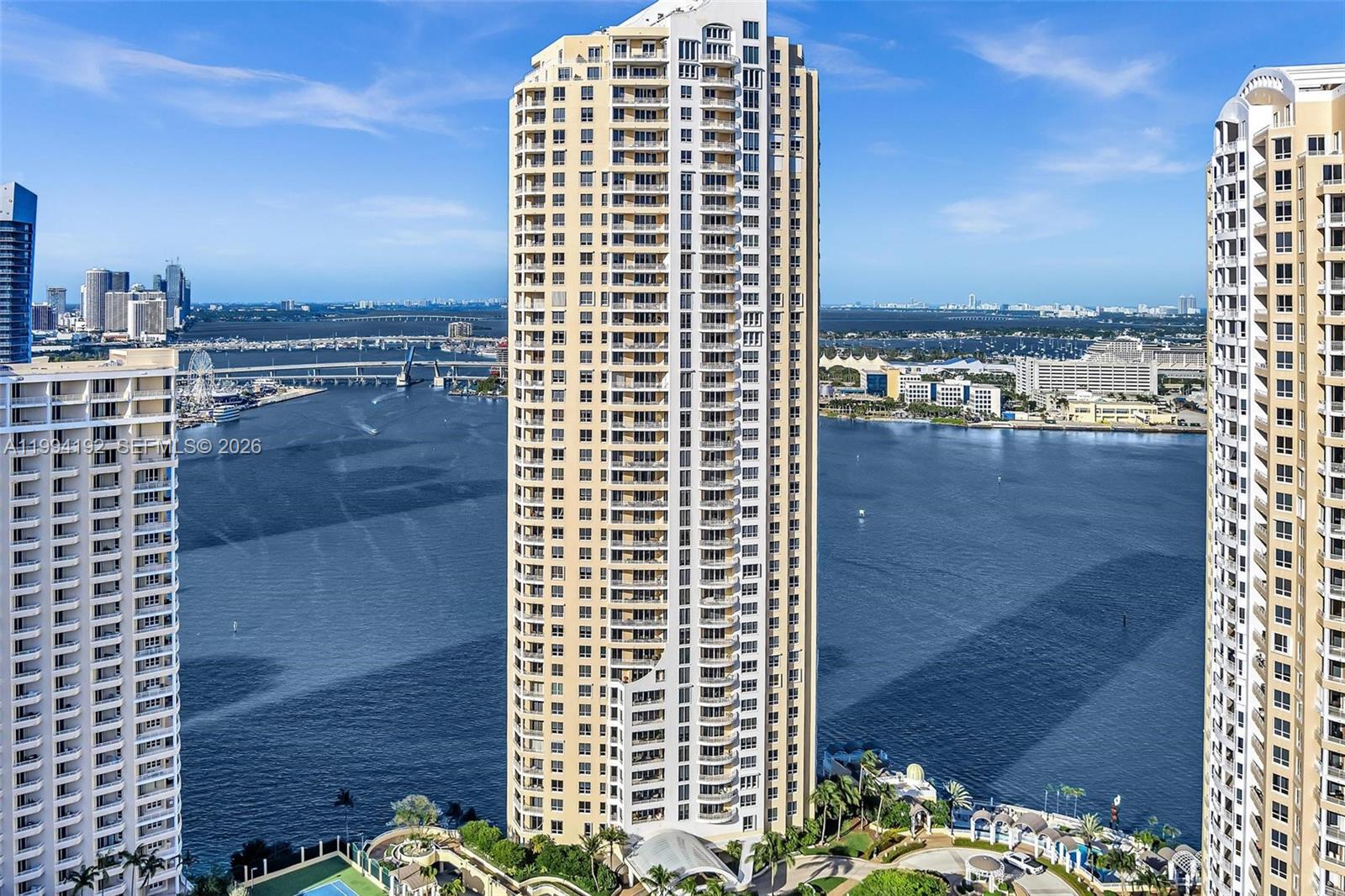 THREE TEQUESTA POINT COND - Residential