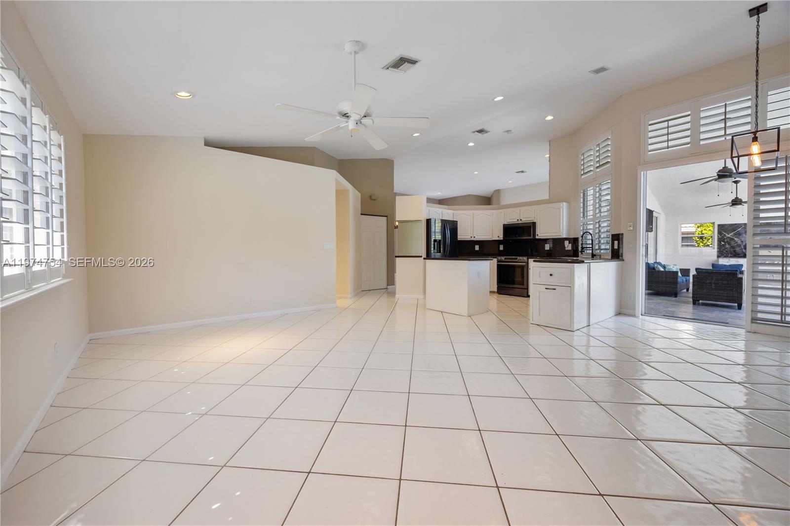 ORCHID ISLAND - Residential