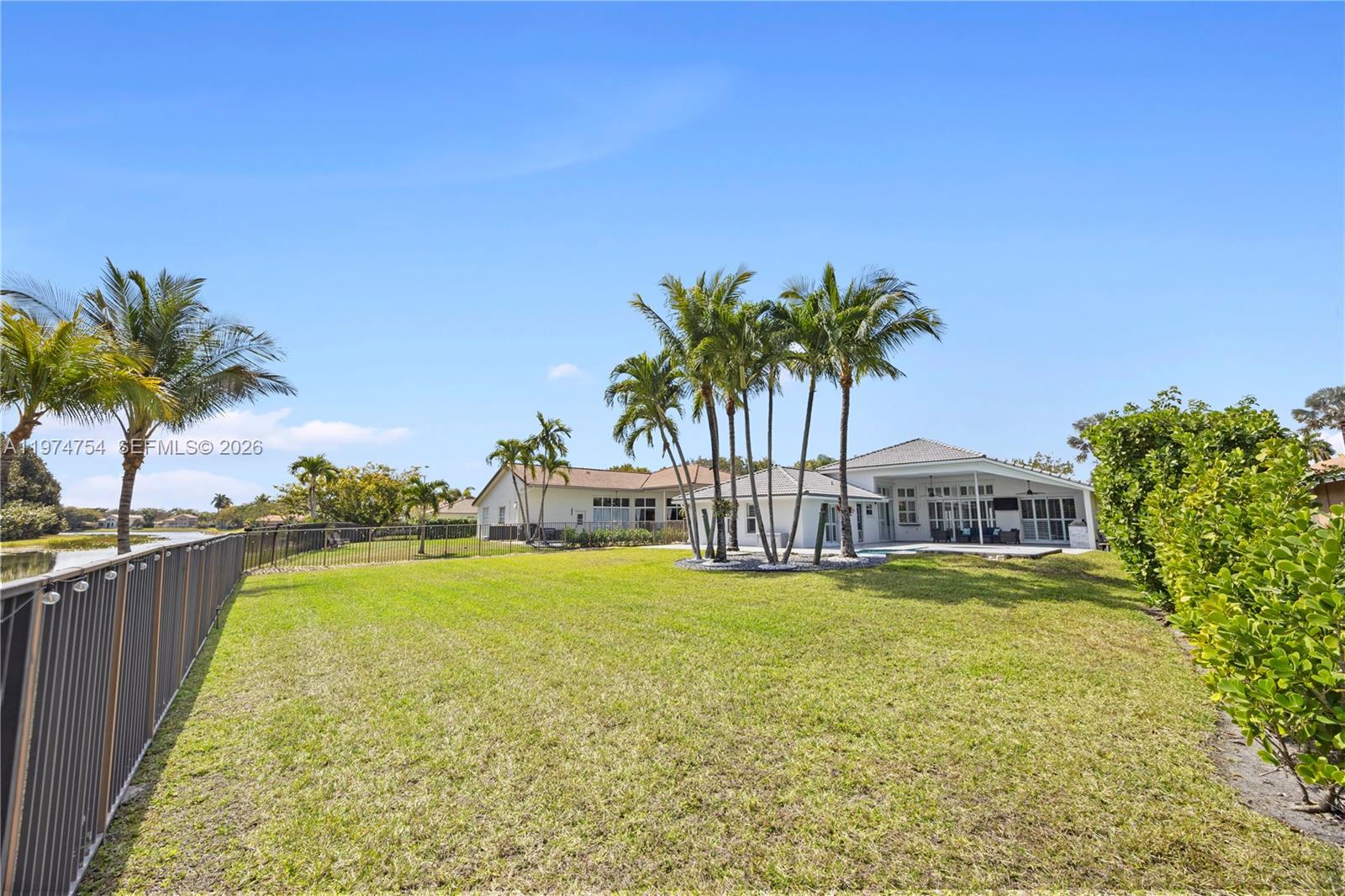 ORCHID ISLAND - Residential