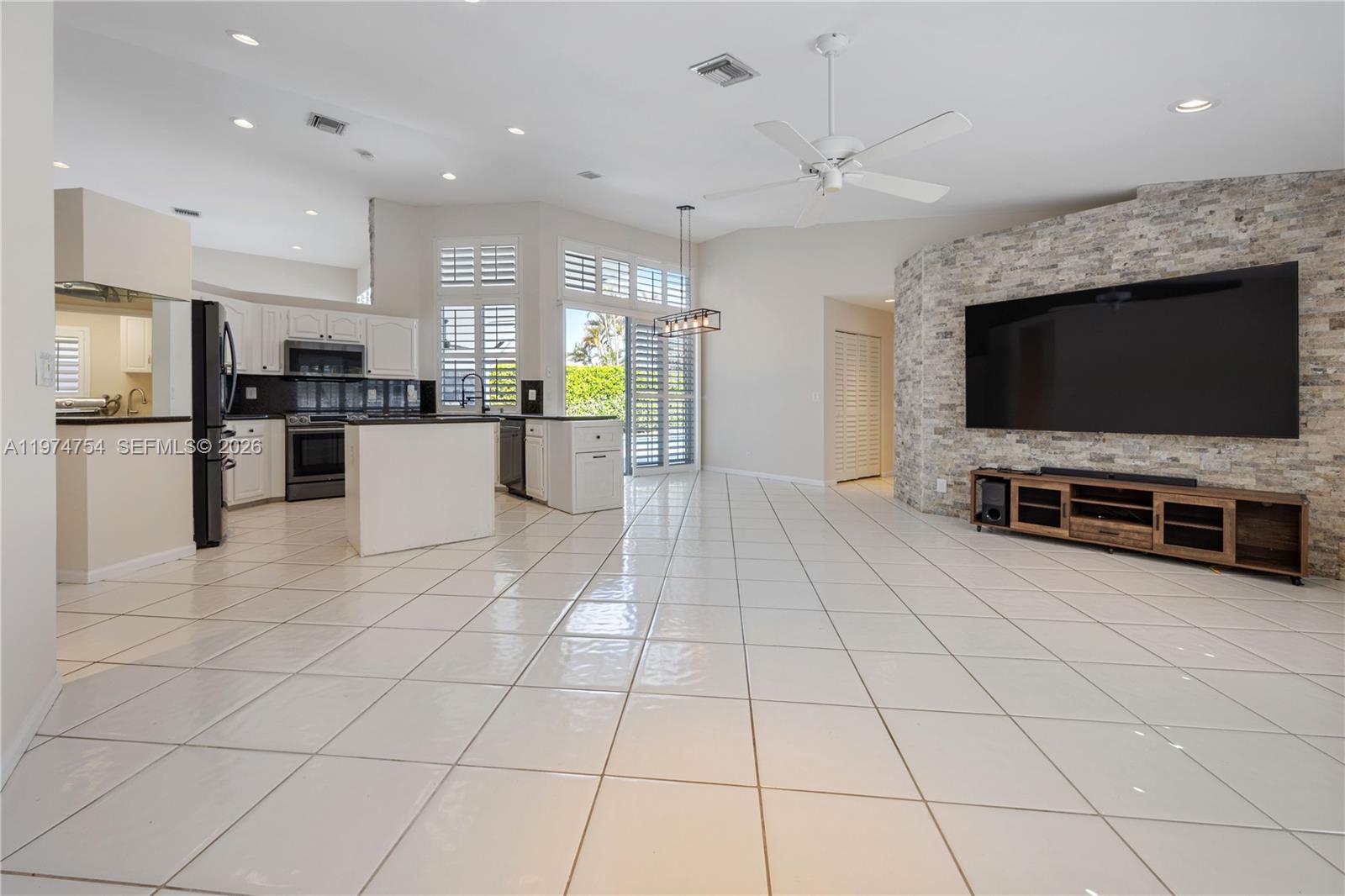 ORCHID ISLAND - Residential