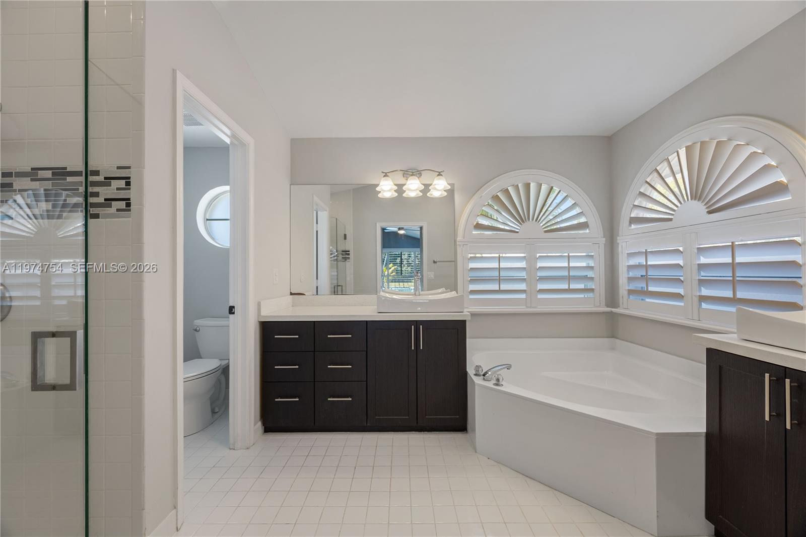 ORCHID ISLAND - Residential