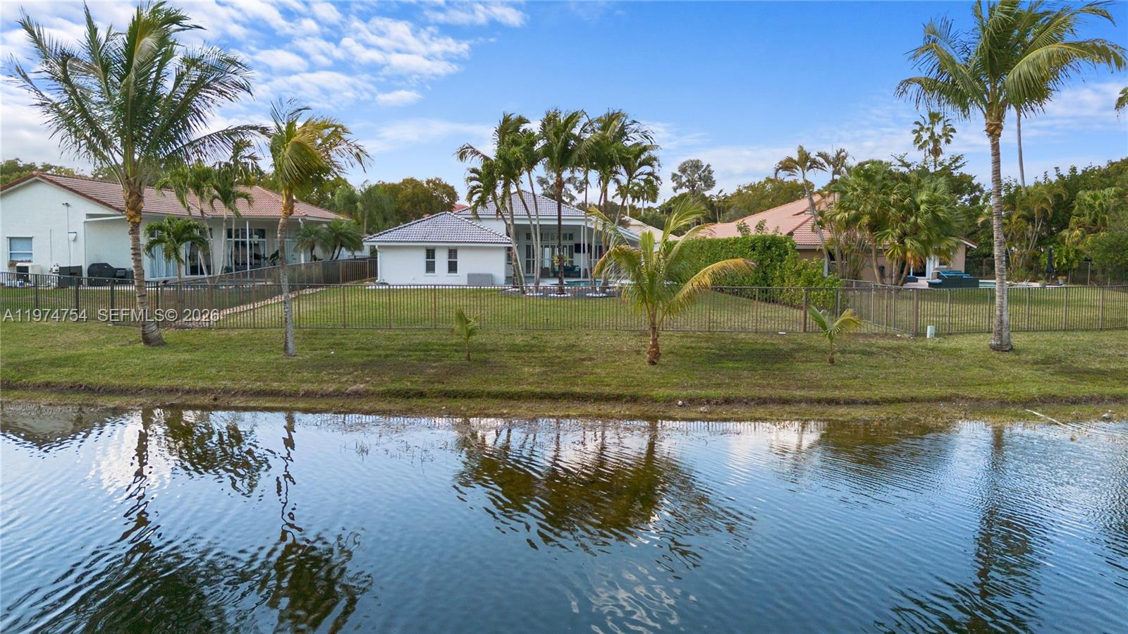 ORCHID ISLAND - Residential