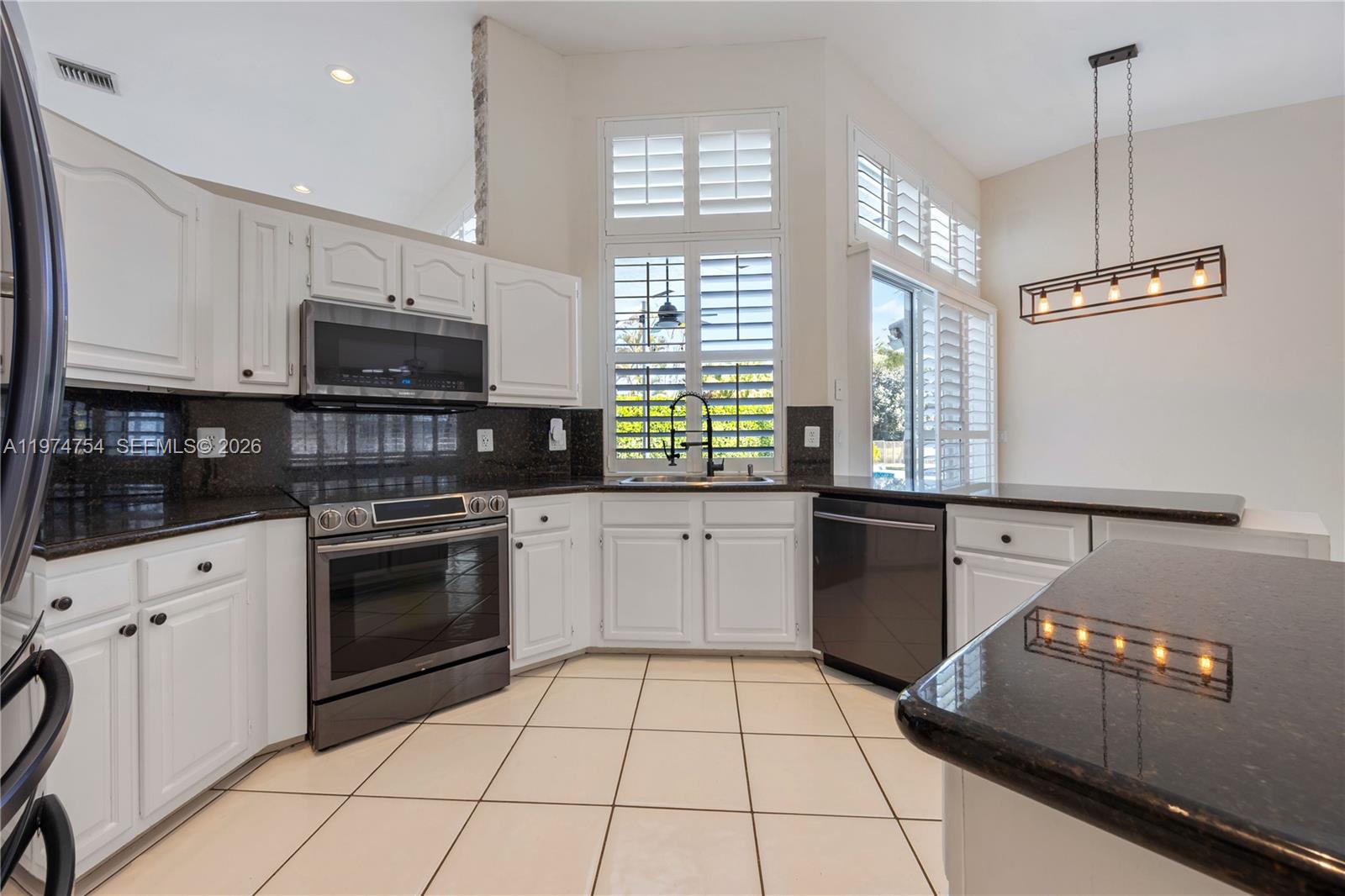 ORCHID ISLAND - Residential