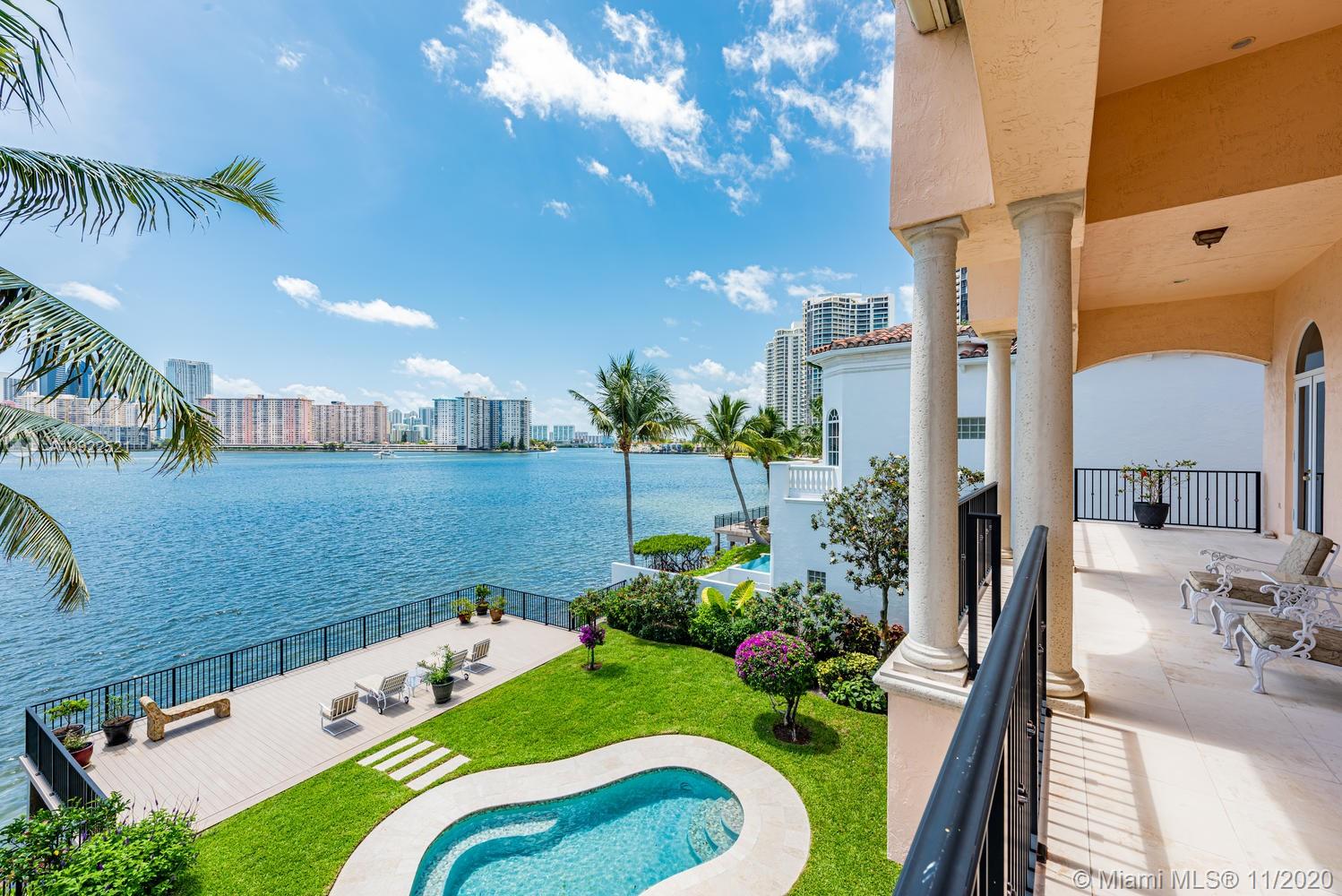 ISLAND ESTATES - Residential