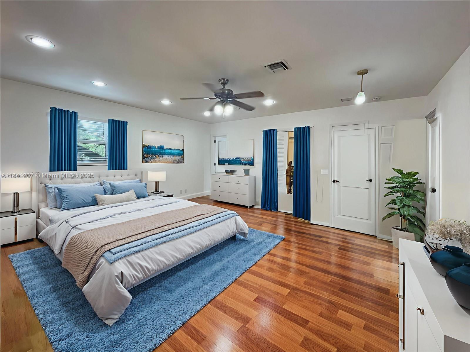 258 SW 1st Ct 258