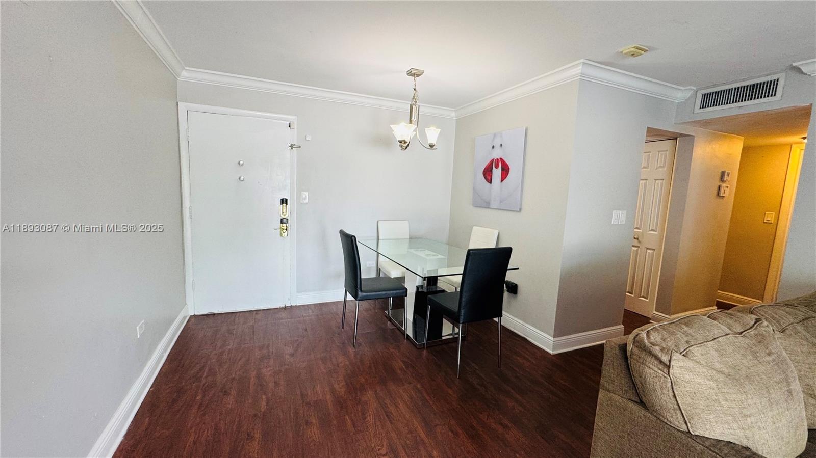 SUNSET PALMS WEST CONDO - Residential Lease