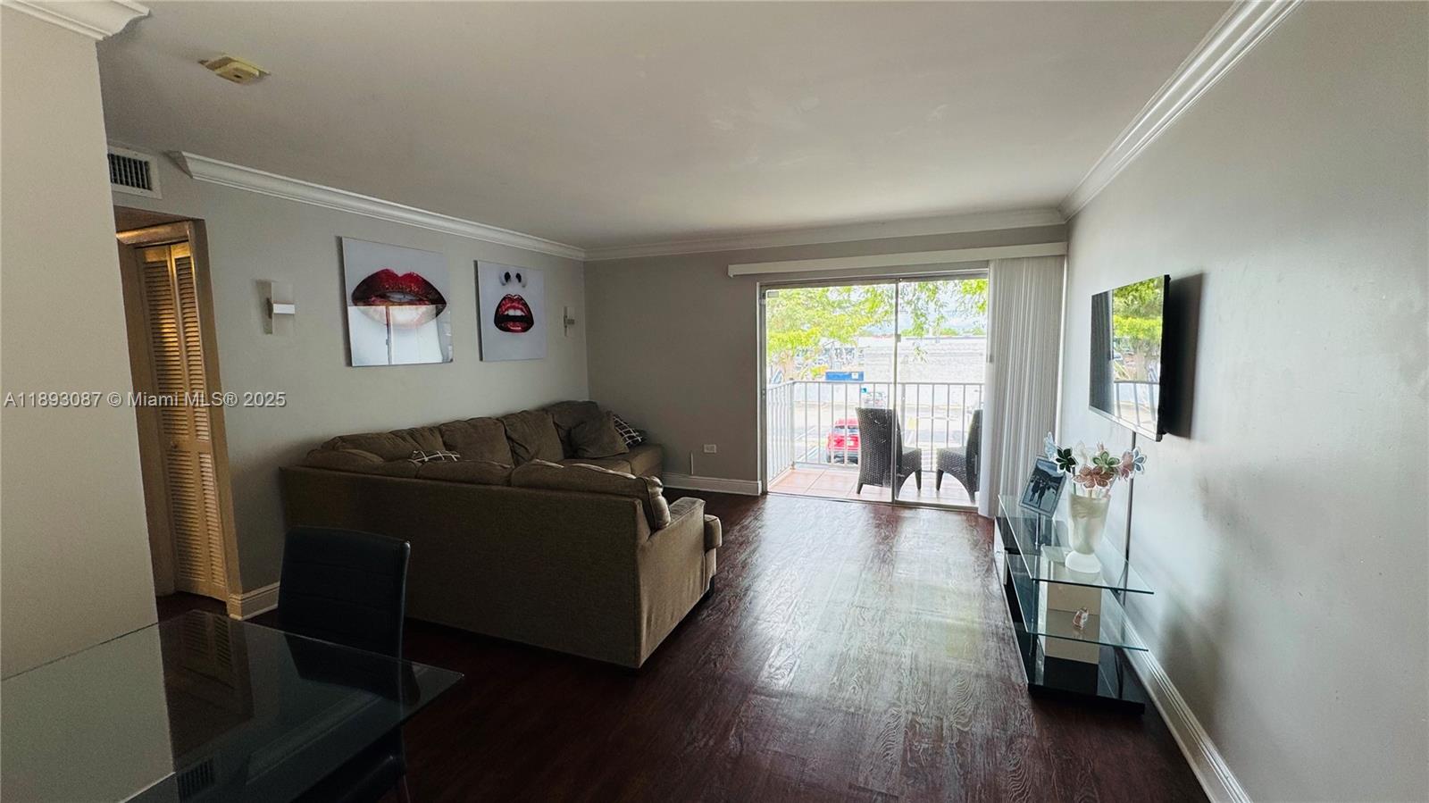SUNSET PALMS WEST CONDO - Residential Lease