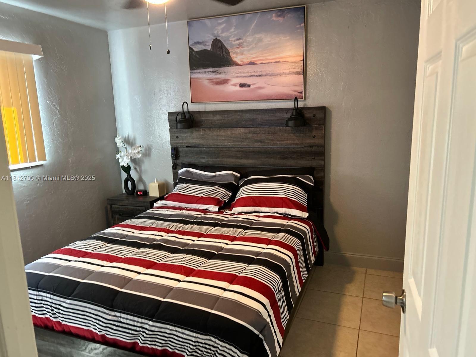 HOLLYWOOD BEACH GARDENS - Residential Lease