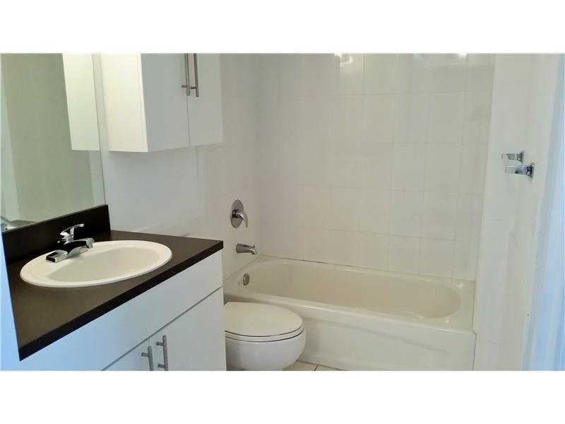 SAN LORENZO CONDO - Residential Lease