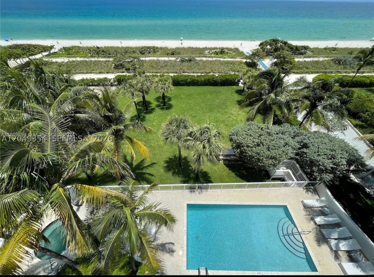 8911 Collins Ave 505
