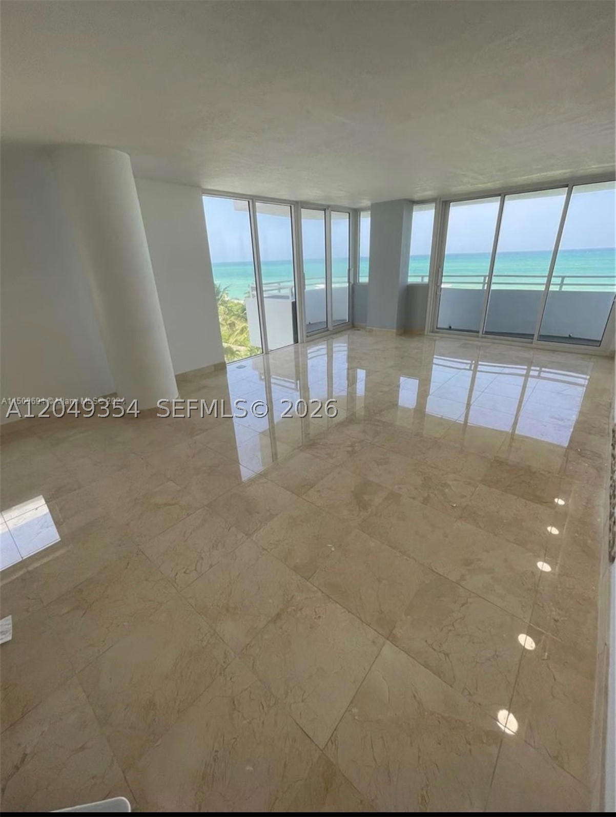 8911 Collins Ave 505