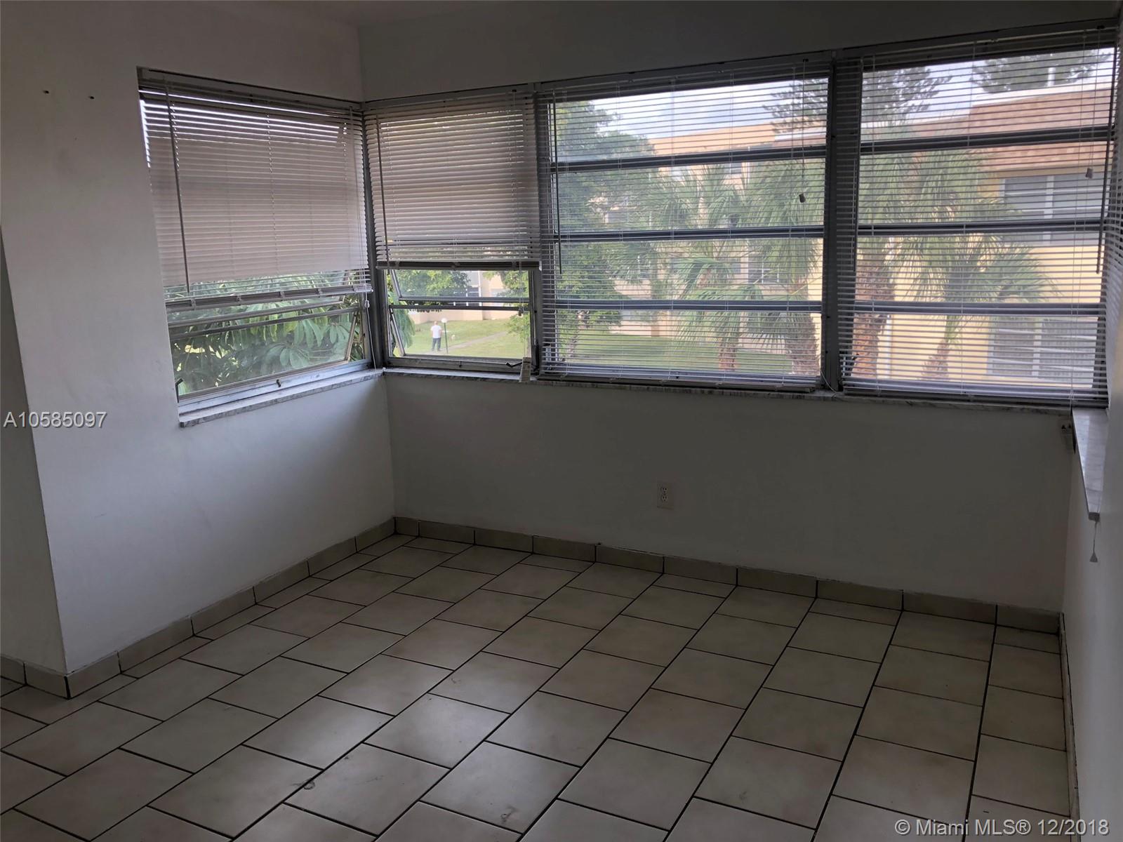 THIRD HORIZONS CONDO - Residential