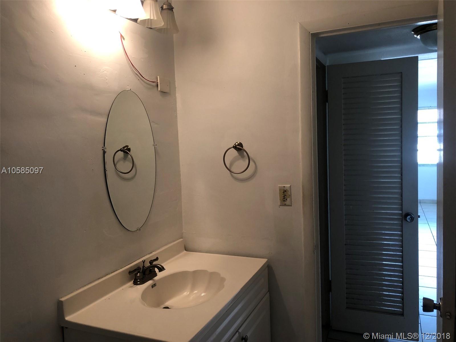 THIRD HORIZONS CONDO - Residential