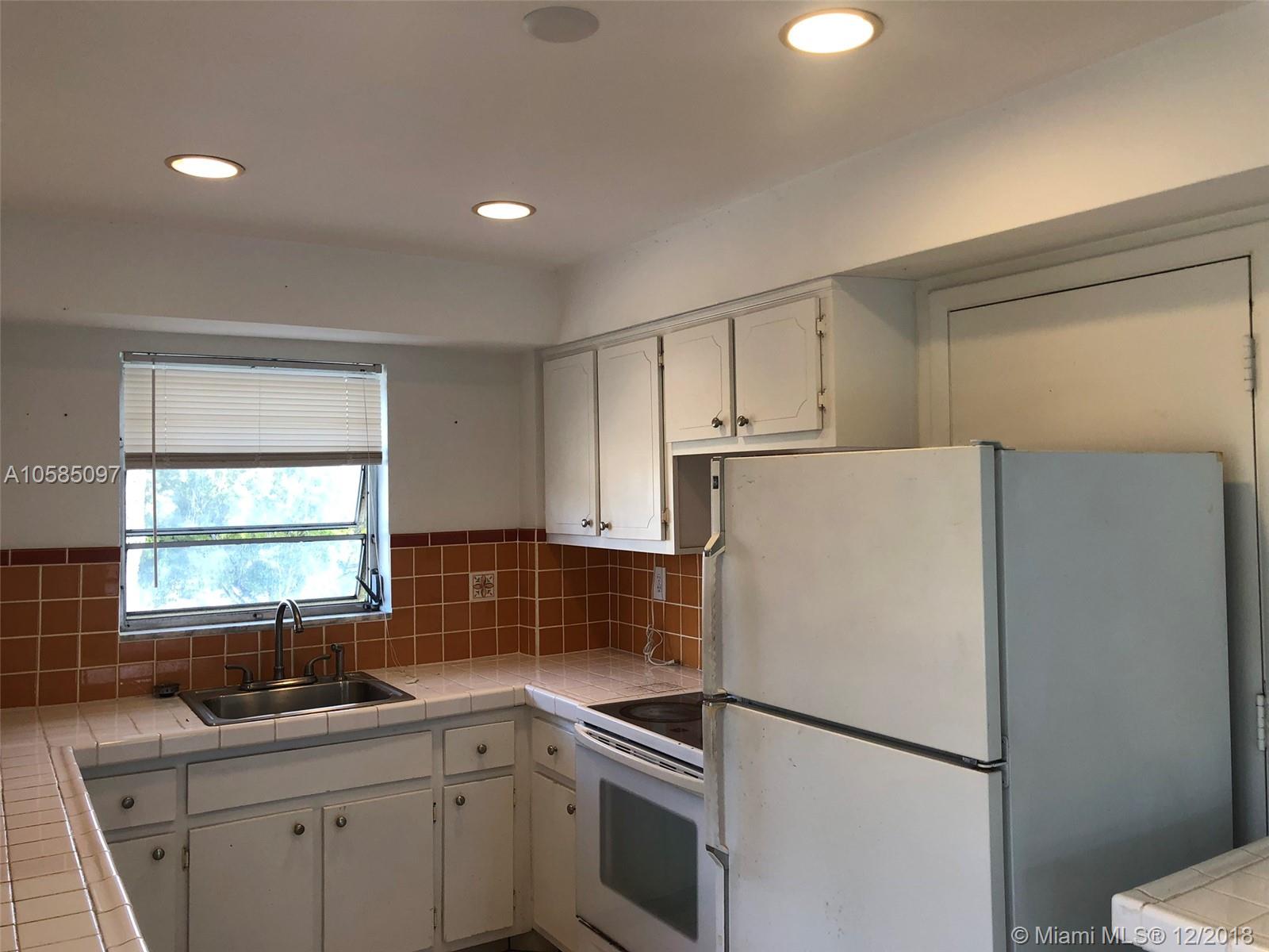 THIRD HORIZONS CONDO - Residential