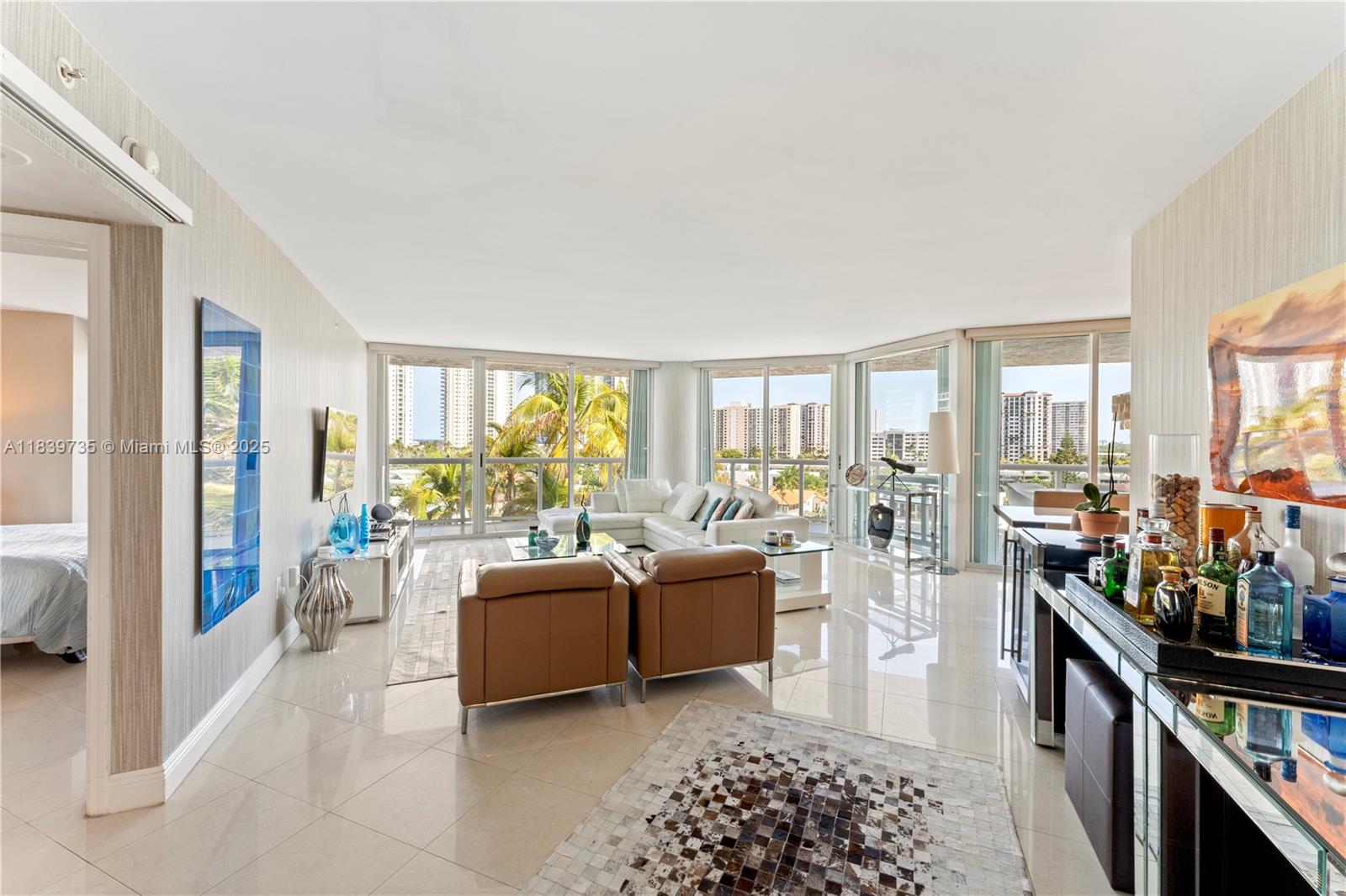 16500 Collins Ave 653