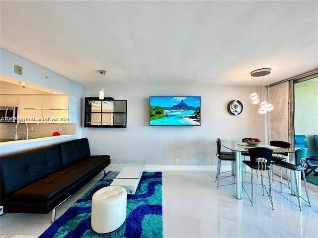 WAVE CONDO - Residential Lease