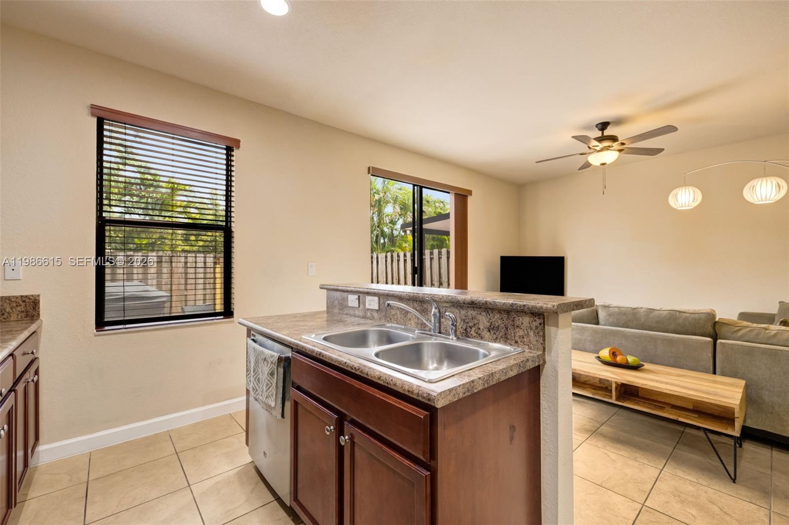 INTERLAKEN - Residential