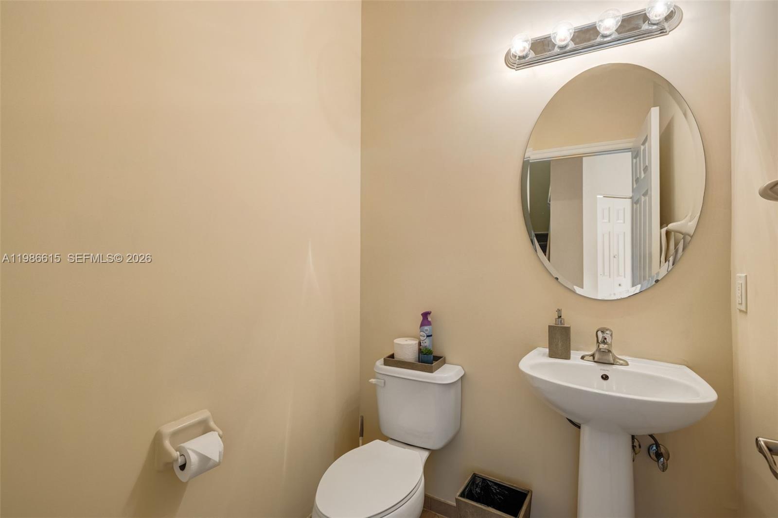 INTERLAKEN - Residential