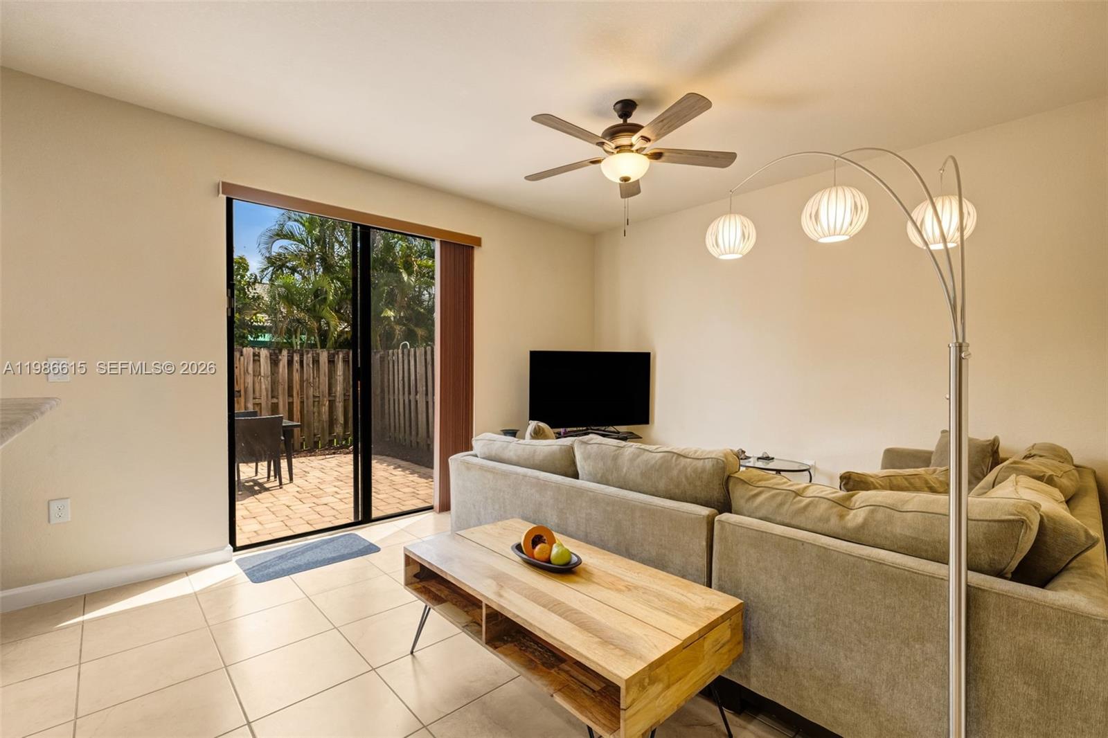 INTERLAKEN - Residential