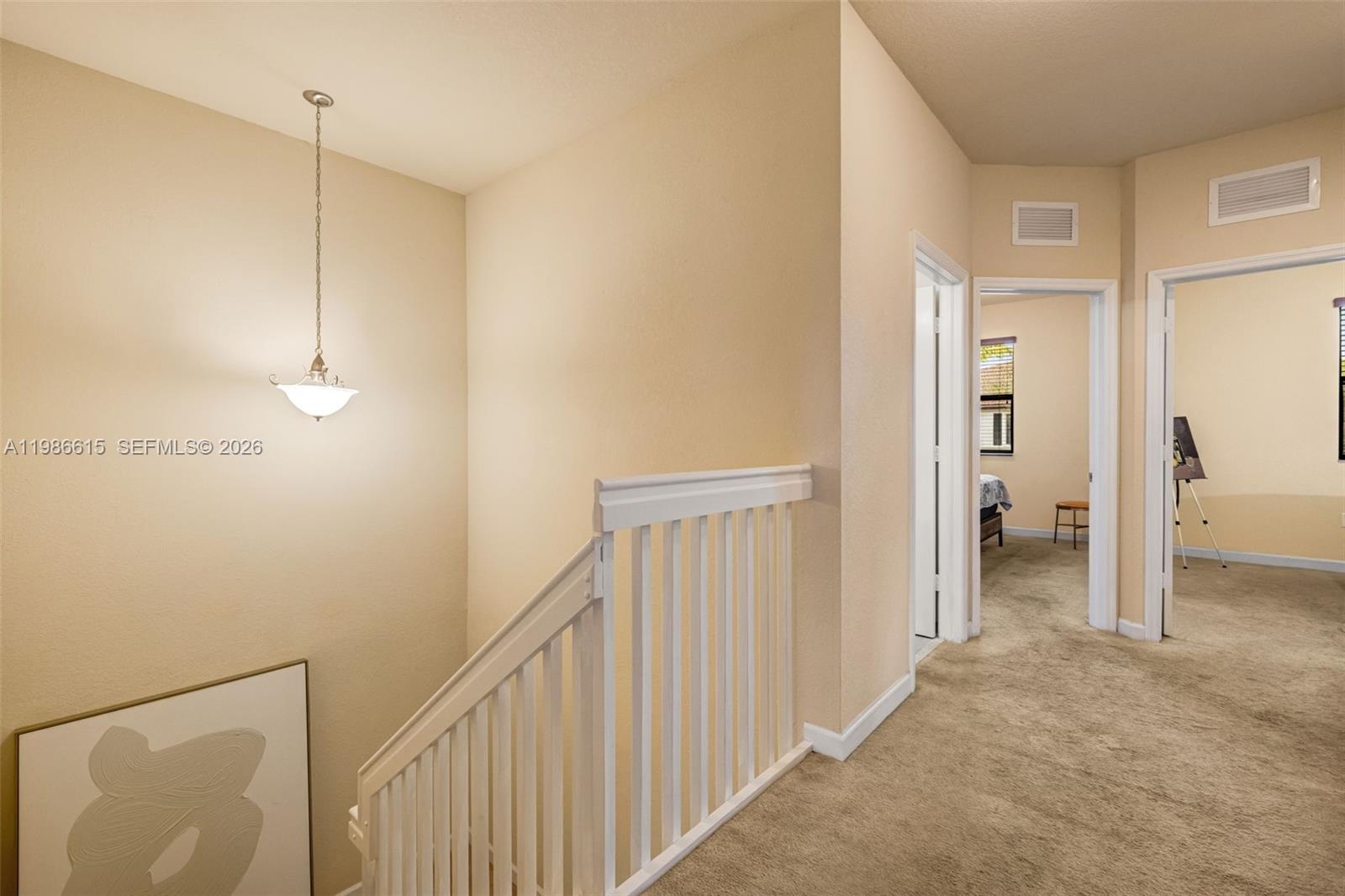 INTERLAKEN - Residential