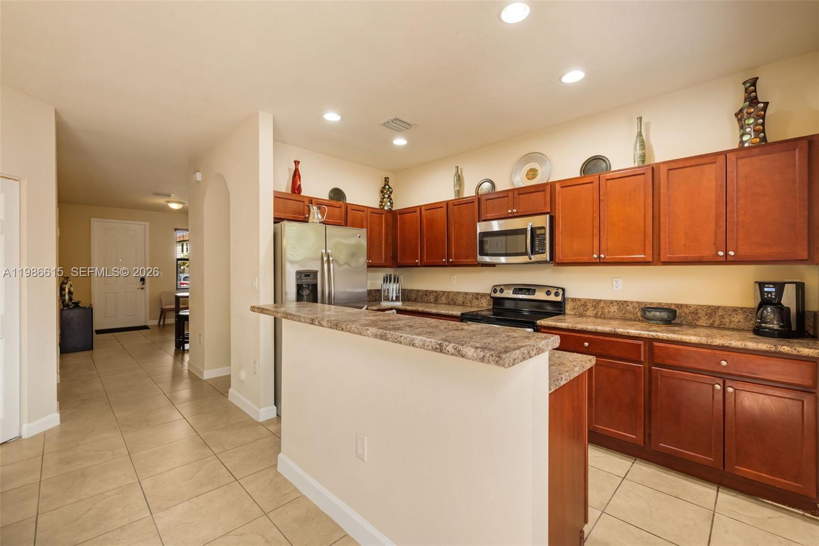 INTERLAKEN - Residential