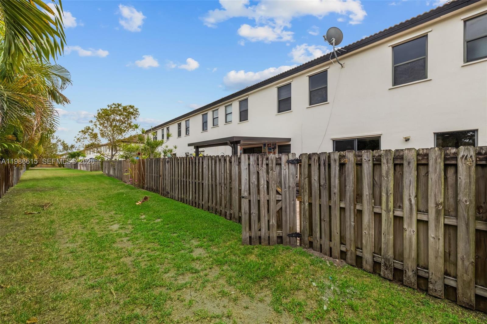 INTERLAKEN - Residential