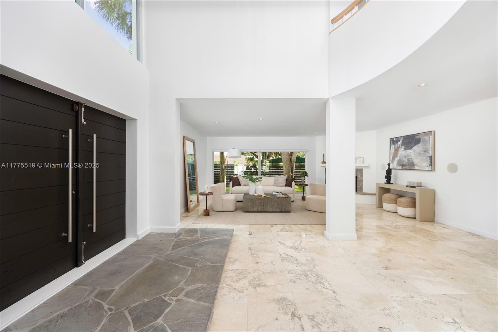 2800 Crystal Ct