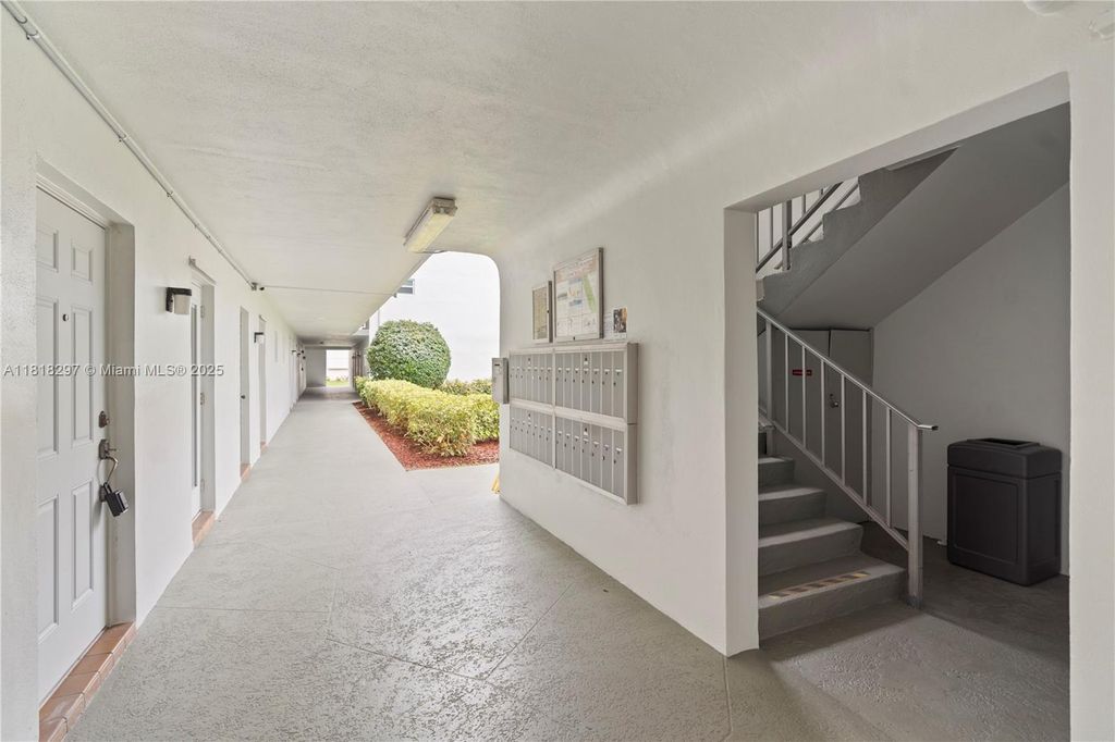 Photo of 1200 Hillcrest Ct #107, Hollywood, FL 33021 (MLS # A11818297)