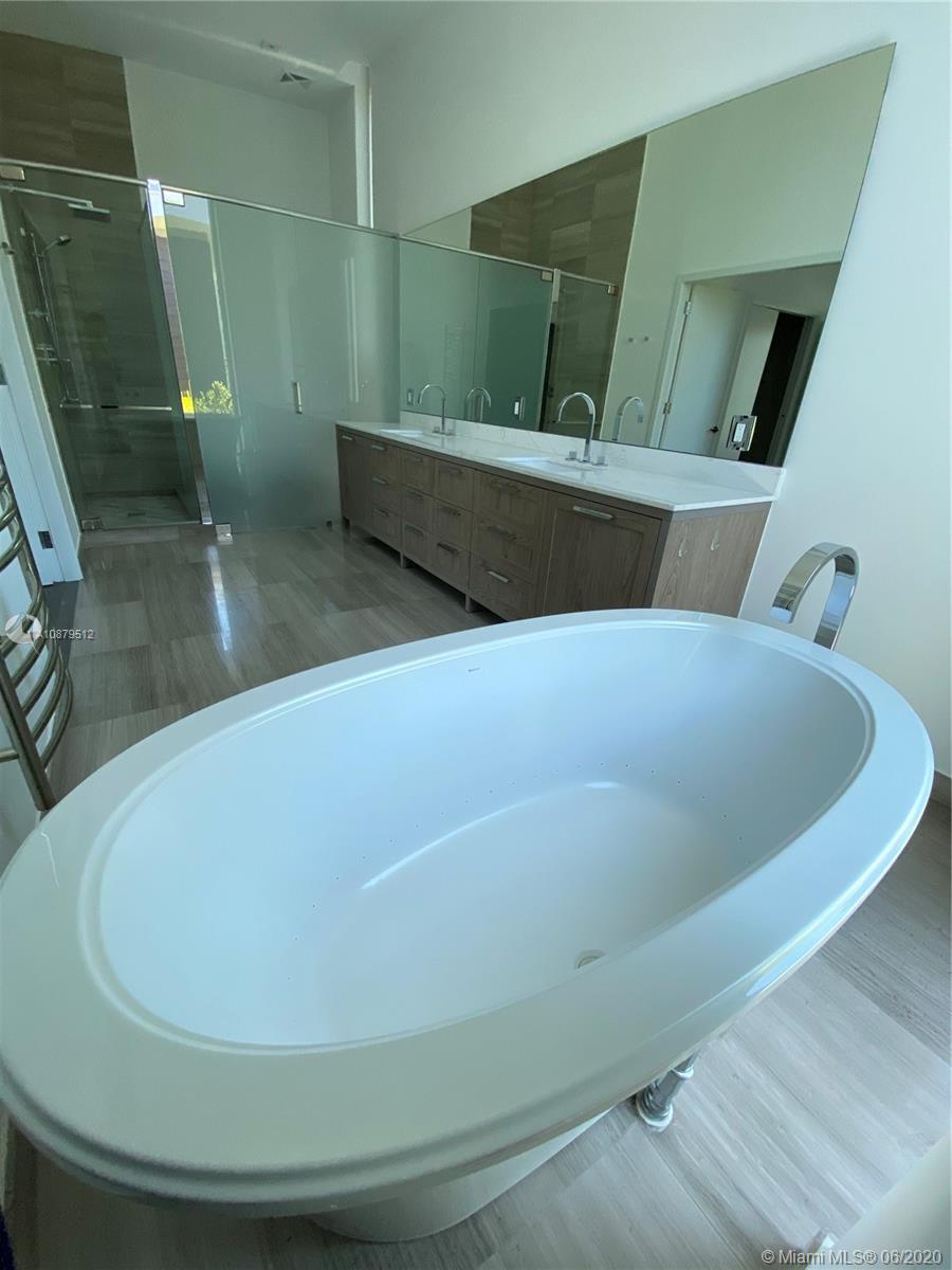 OCEANA KEY BISCAYNE CONDO - Residential Lease