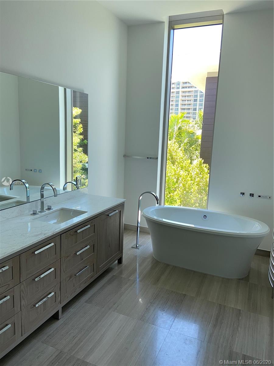 OCEANA KEY BISCAYNE CONDO - Residential Lease