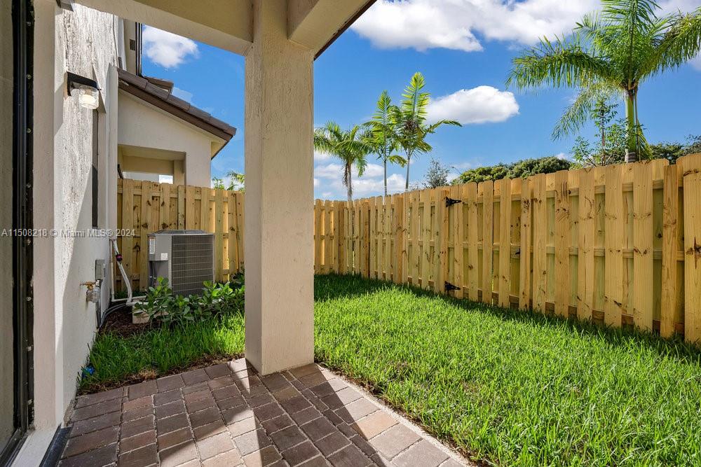 SUNSET PINES - Residential Lease