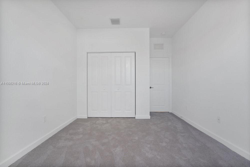 SUNSET PINES - Residential Lease