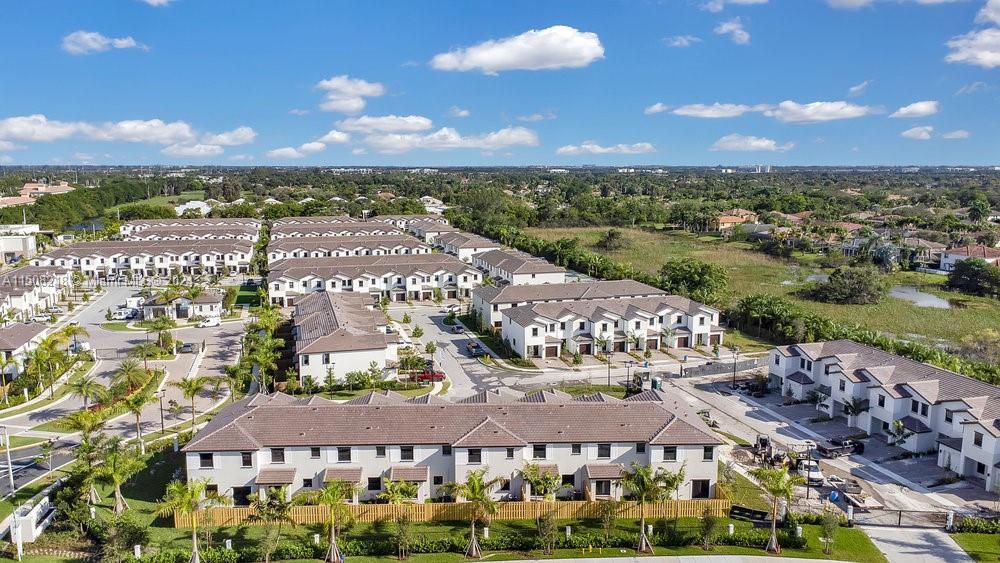 SUNSET PINES - Residential Lease