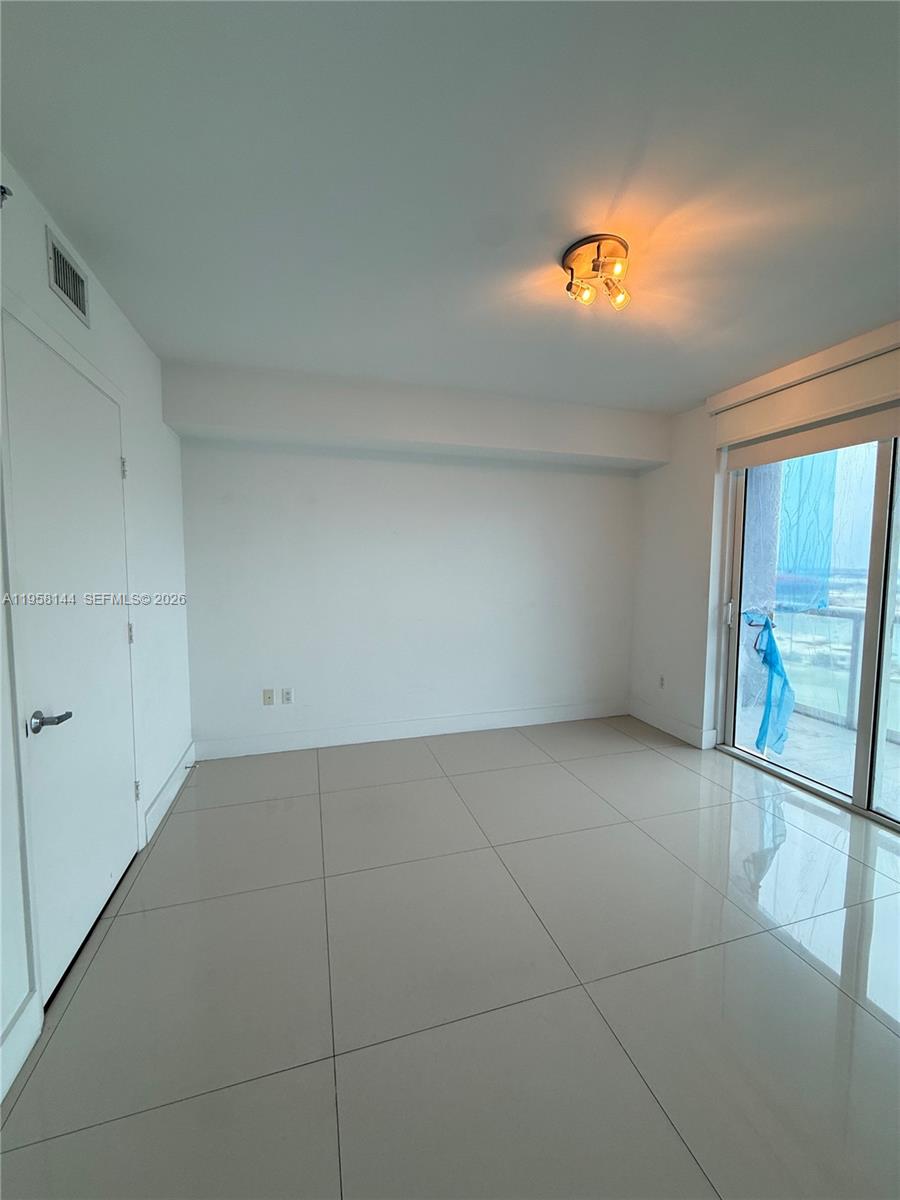 50 BISCAYNE CONDO - Residential Lease