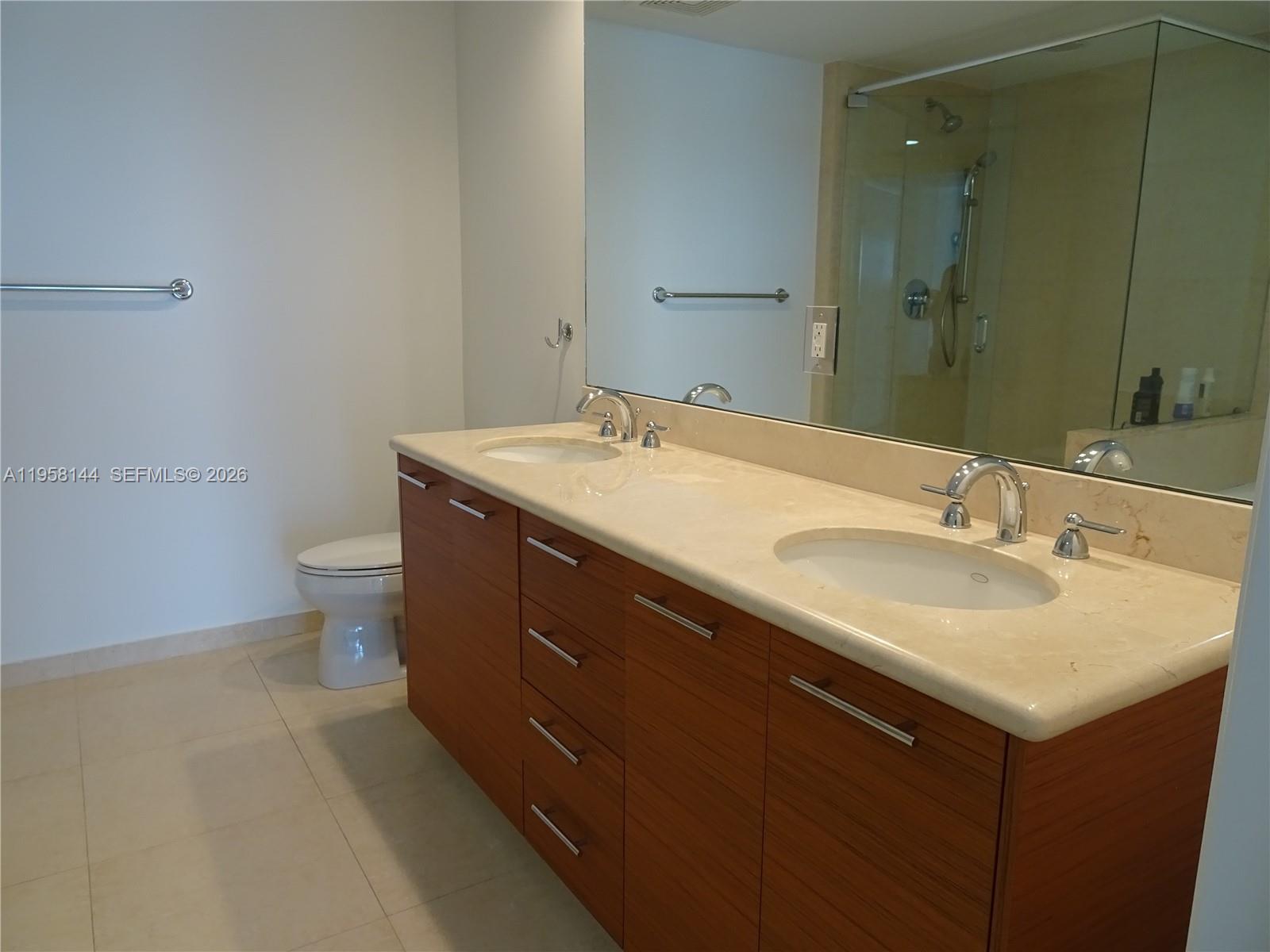50 BISCAYNE CONDO - Residential Lease
