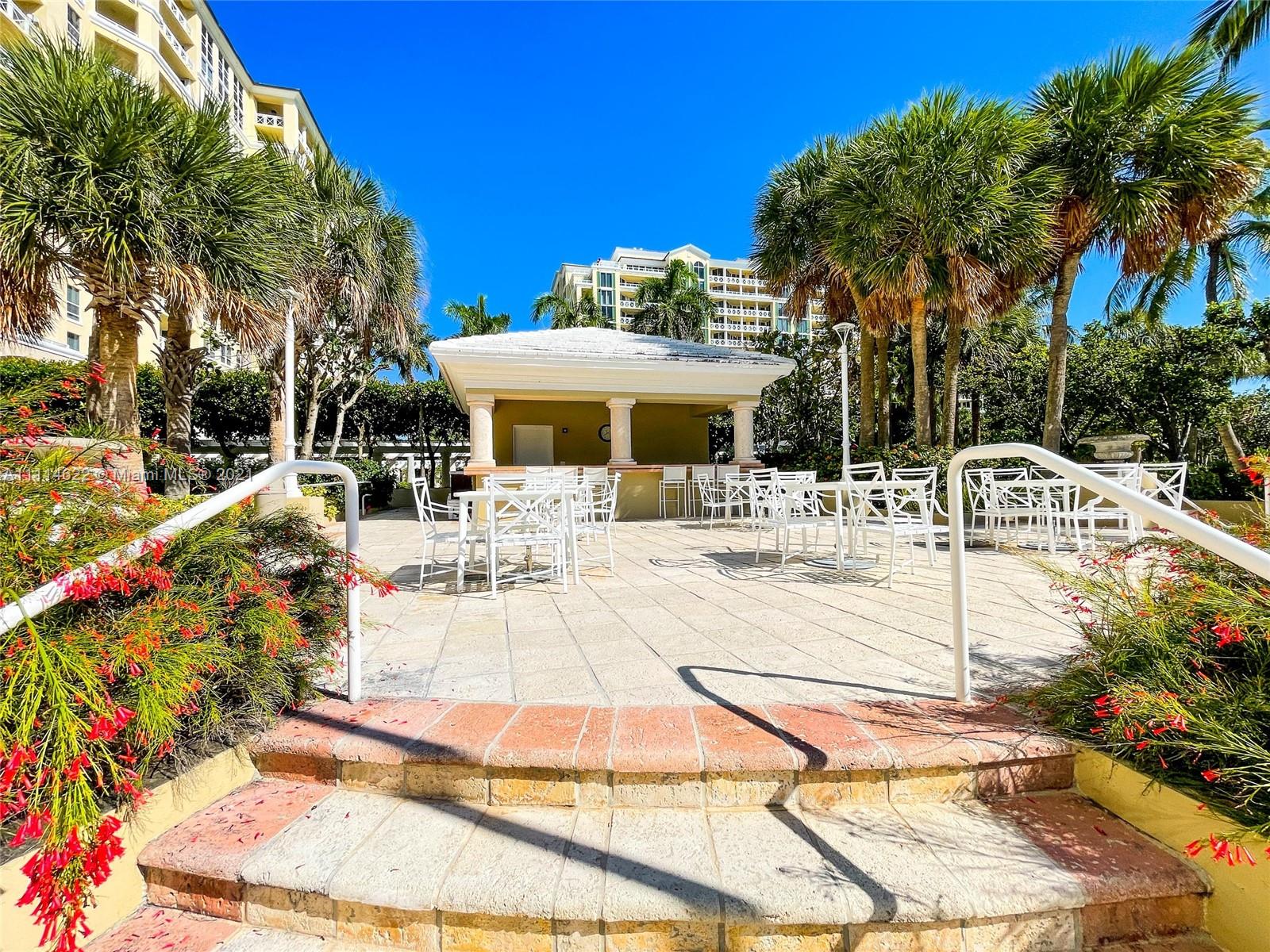 GRAND BAY TOWER CONDO - Residential