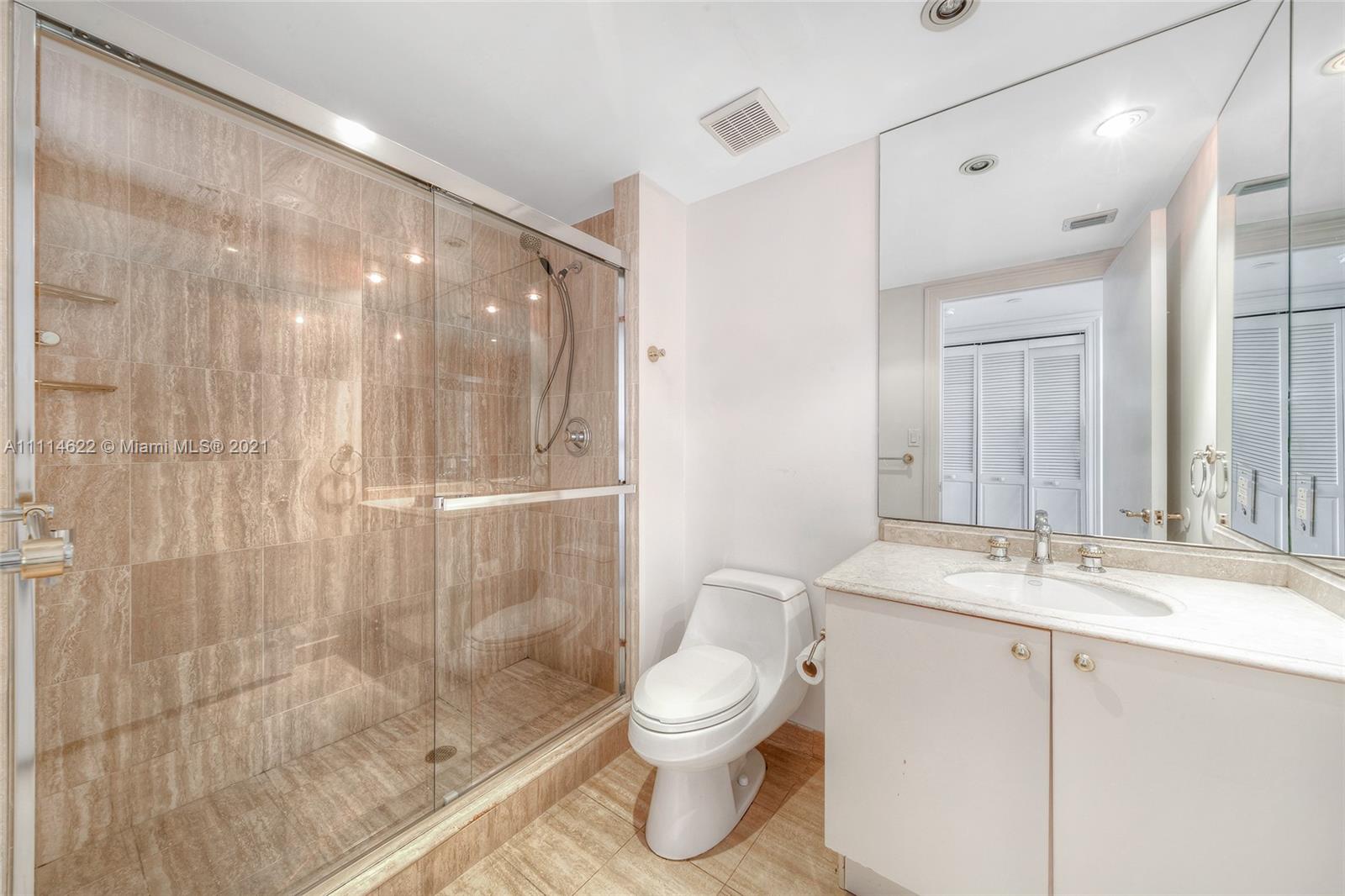 GRAND BAY TOWER CONDO - Residential