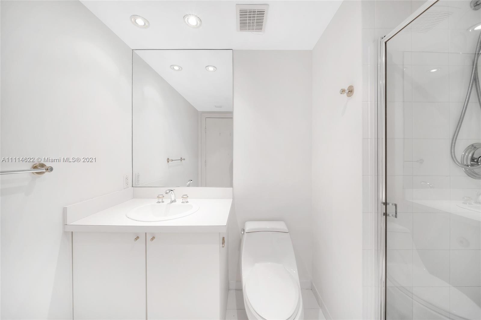 GRAND BAY TOWER CONDO - Residential