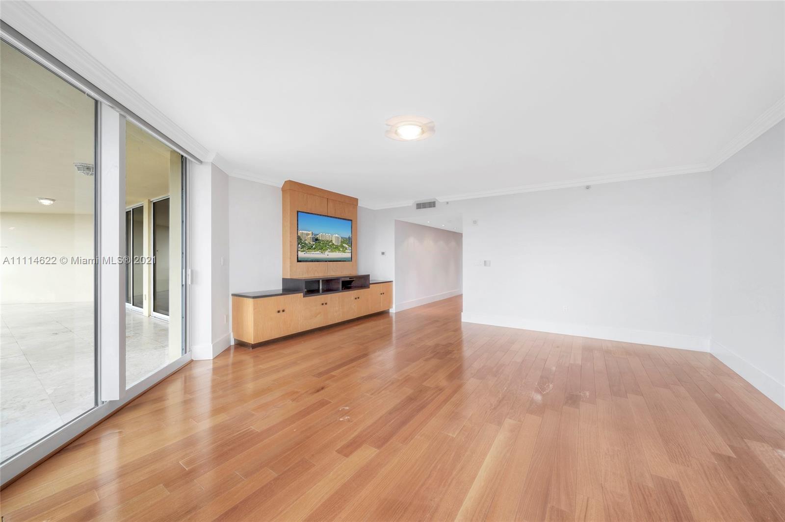 GRAND BAY TOWER CONDO - Residential