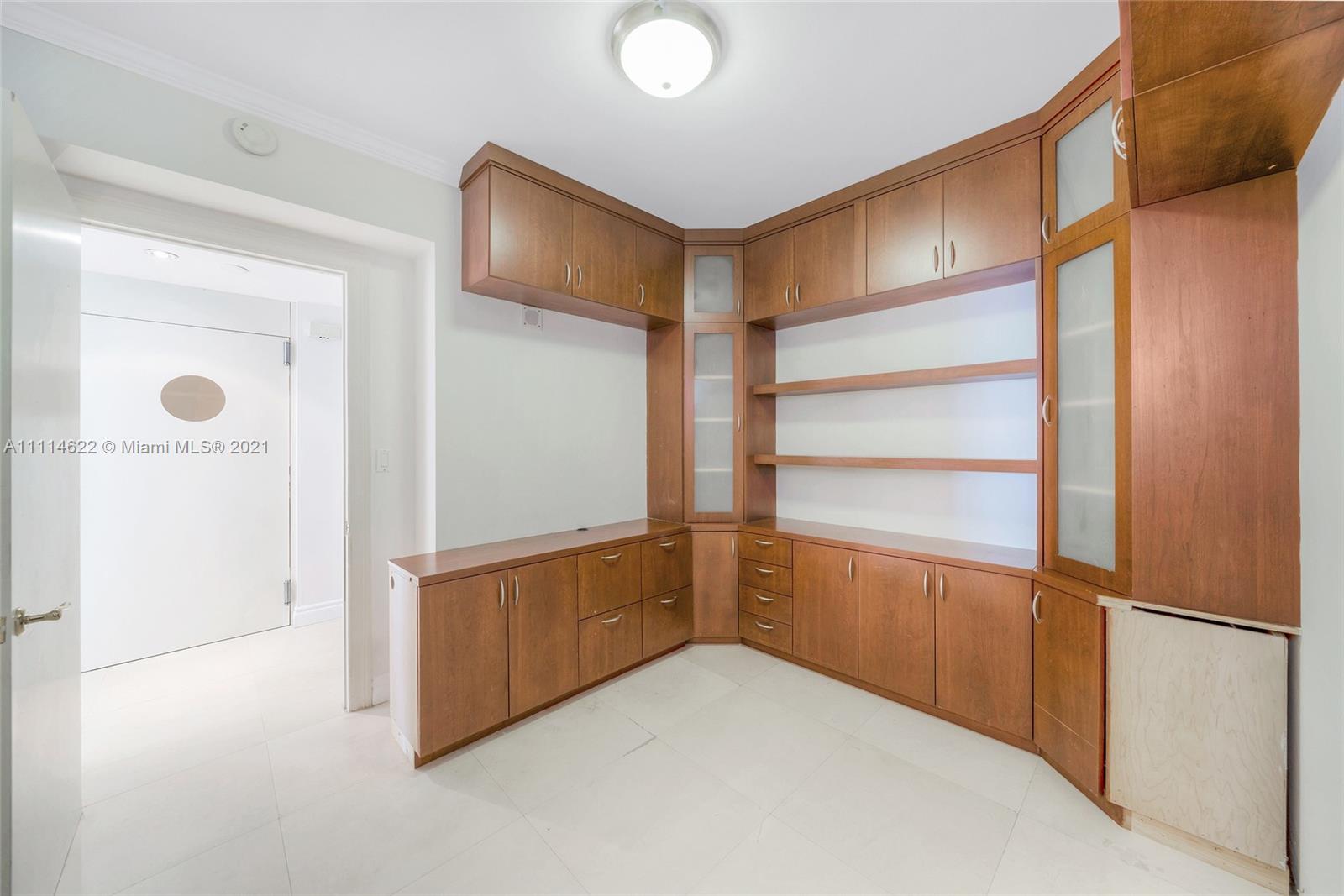 GRAND BAY TOWER CONDO - Residential