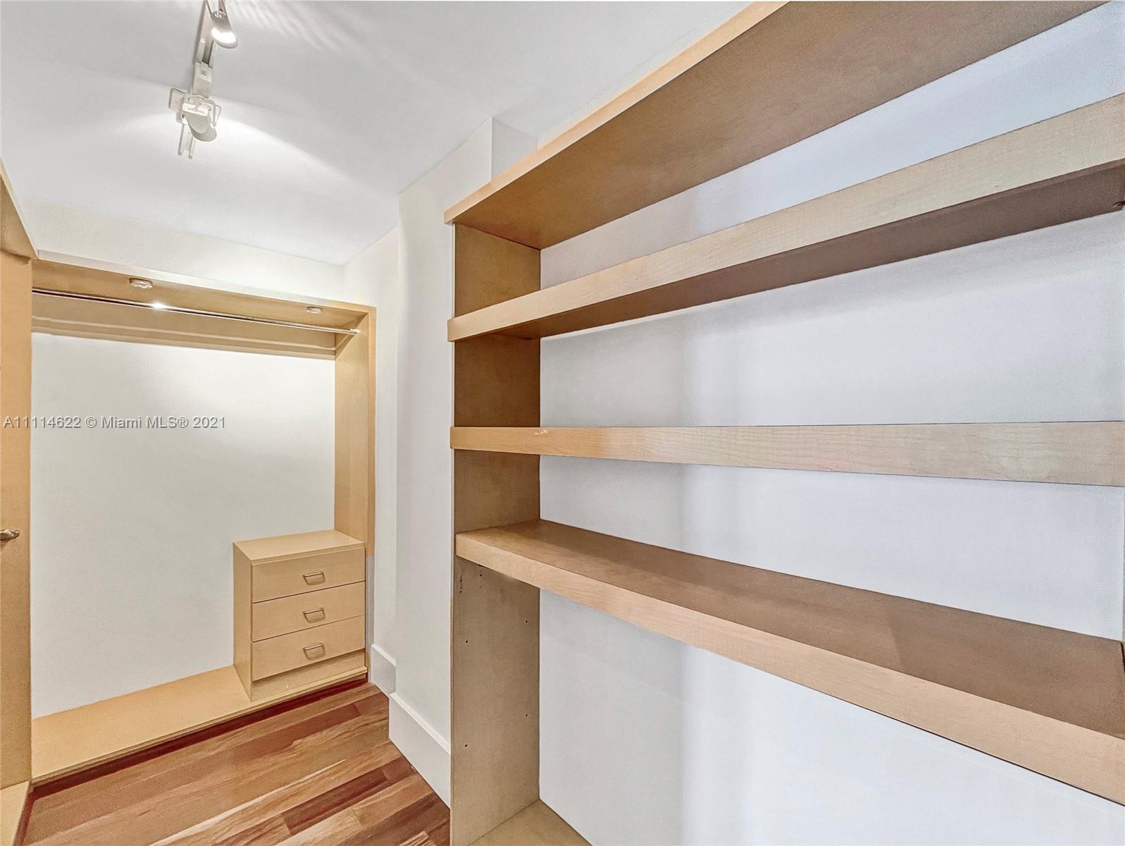 GRAND BAY TOWER CONDO - Residential