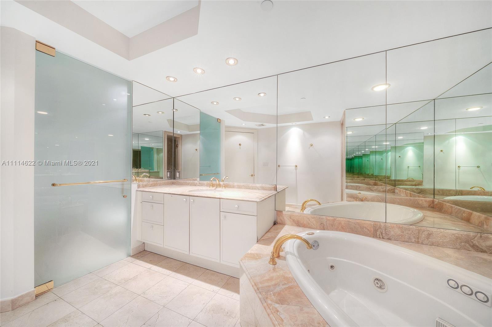 GRAND BAY TOWER CONDO - Residential