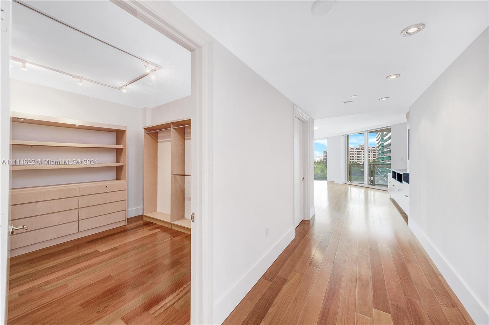 GRAND BAY TOWER CONDO - Residential