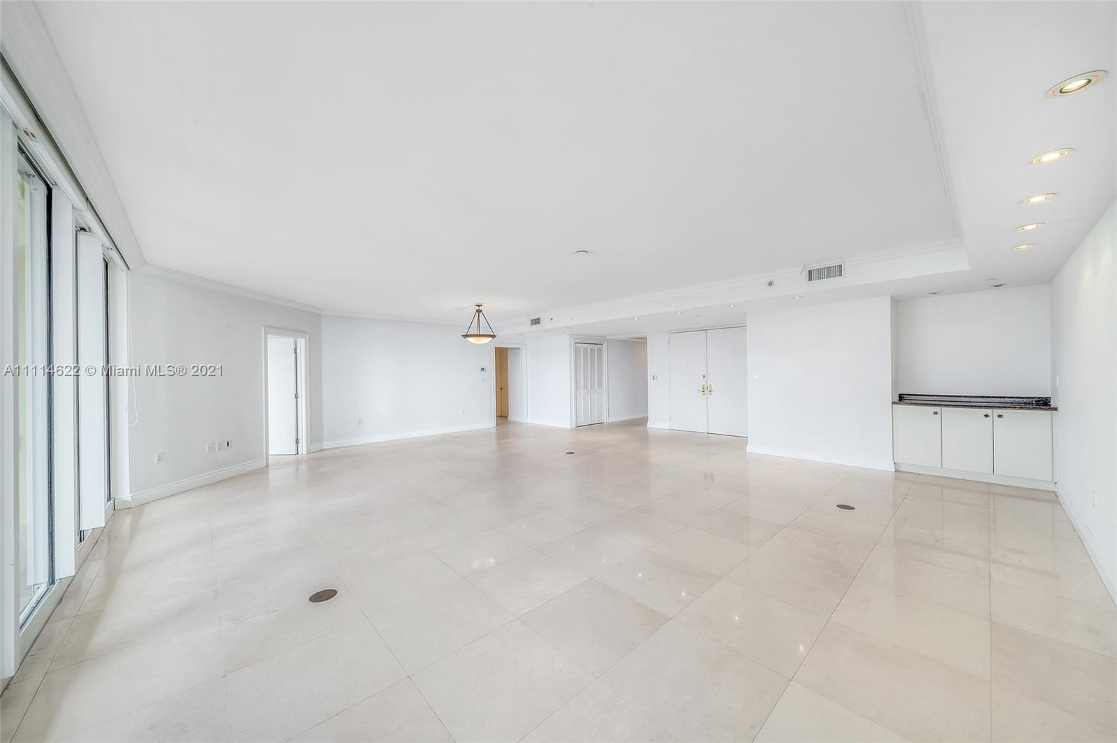 GRAND BAY TOWER CONDO - Residential