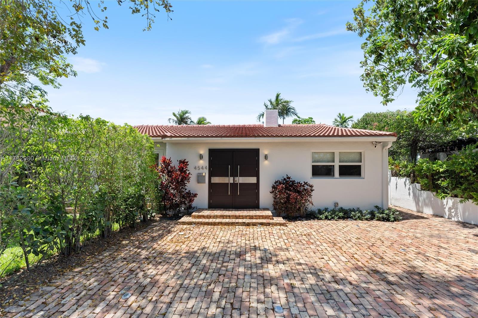 4544 Post Ave