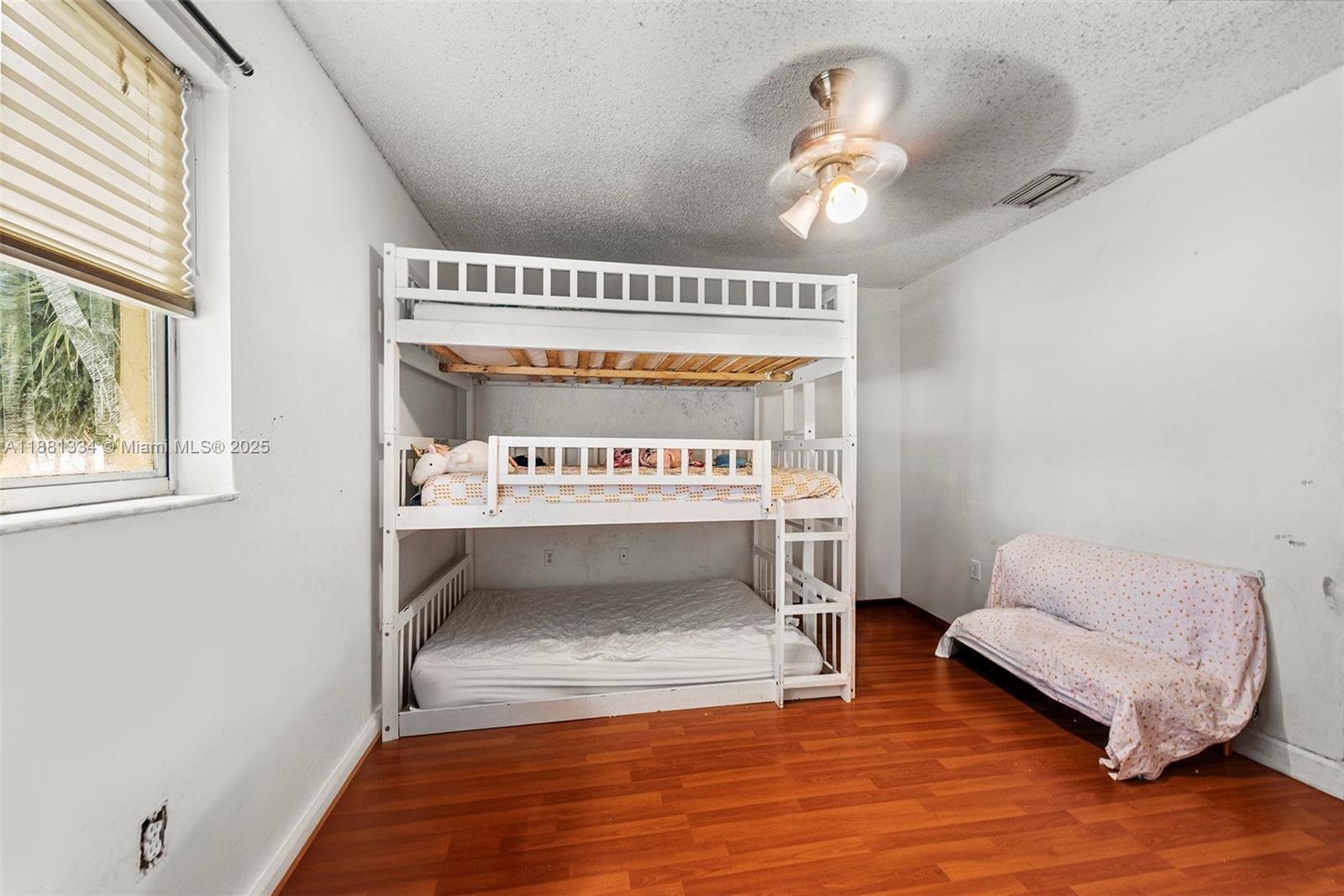 LAKEWOOD AT EMERALD HILLS - Residential