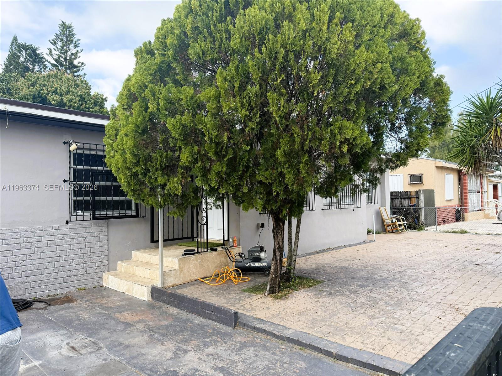 FLAGLER GROVE ESTATES - Residential