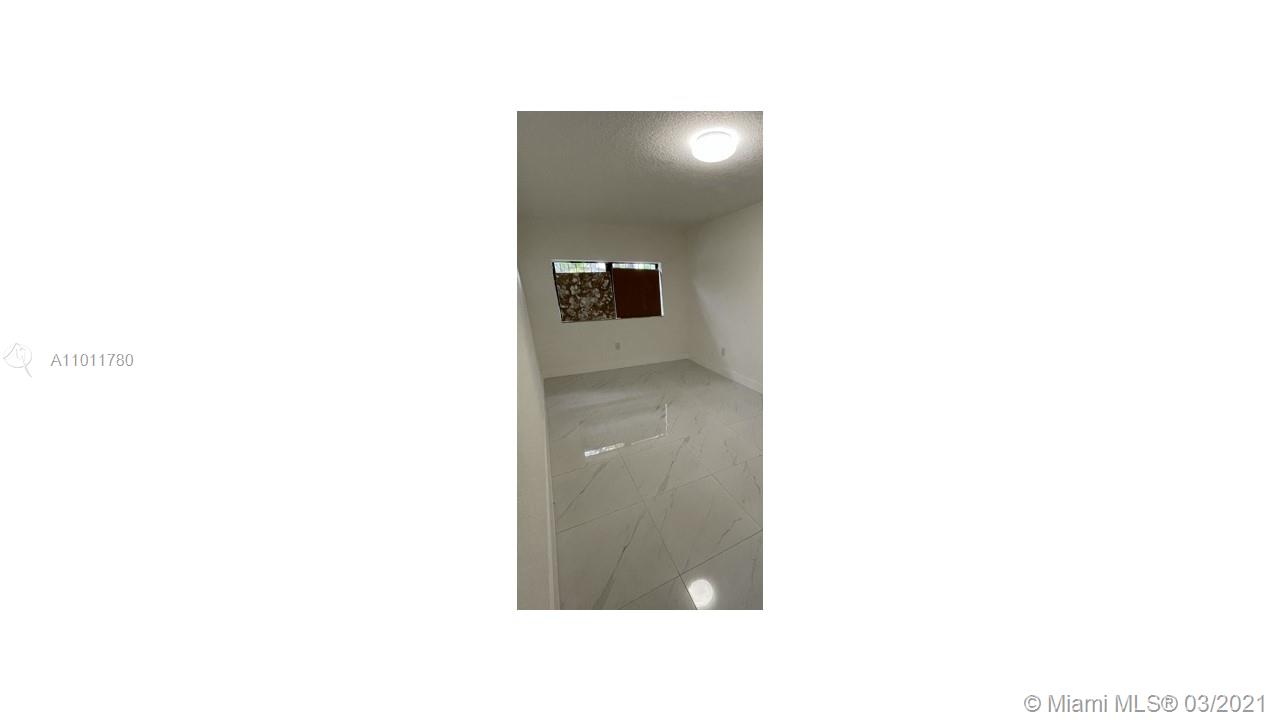 BRIAN MANORS - Residential