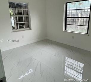 BRIAN MANORS - Residential